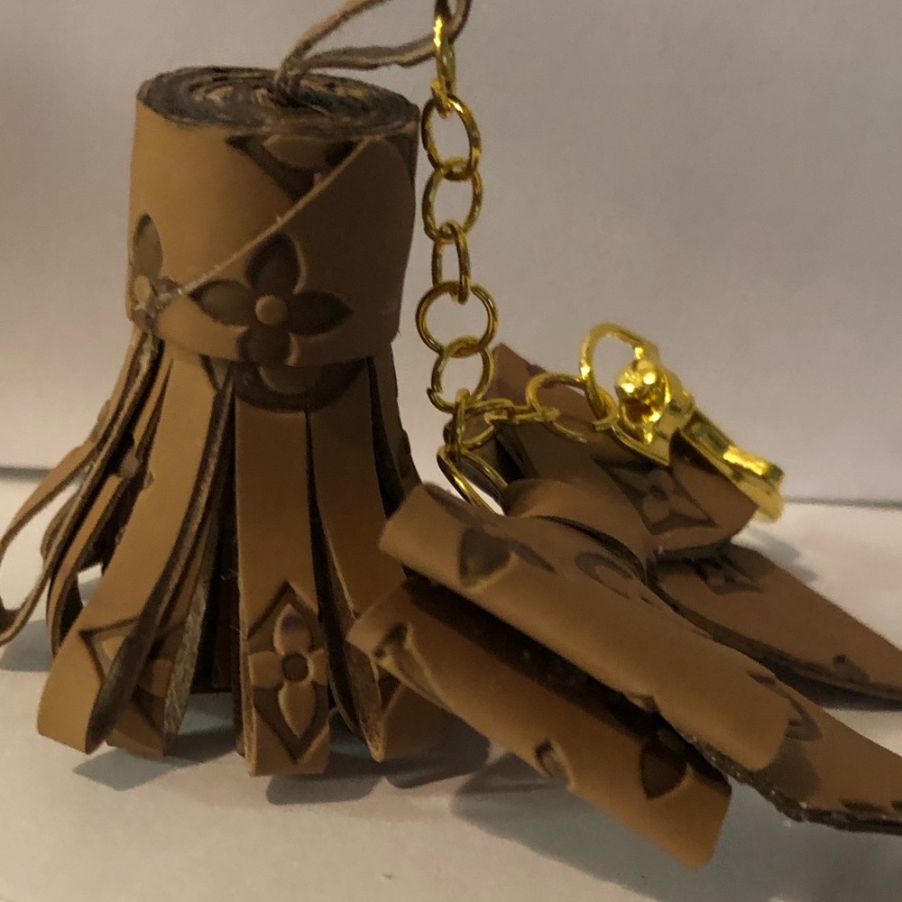 Handmade fashion keychains - Picture 4 of 6